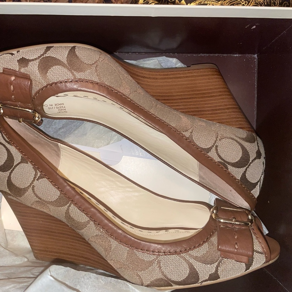 Coach Khaki Andi peep-toe wedges size 11.
